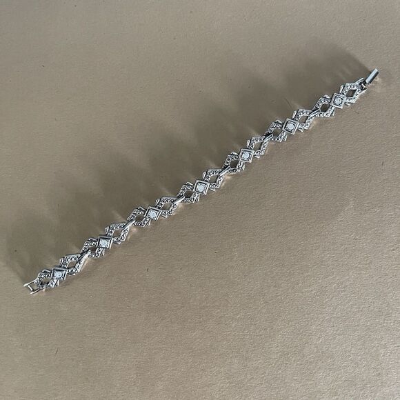 Vtg AVON Art Deco Panel Silver Tone Rhinestones Glam Bling Sparkle Bracelet 8” - Picture 1 of 7